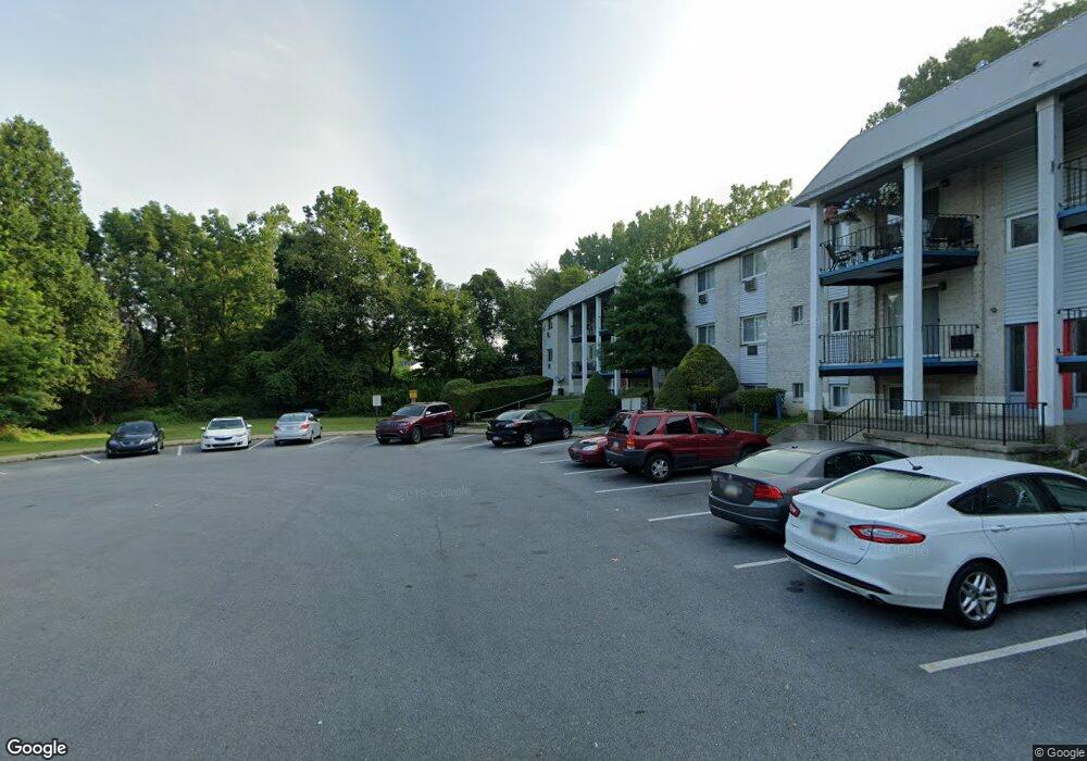 721.5 S Hall, Allentown, PA 18103 - photo 1