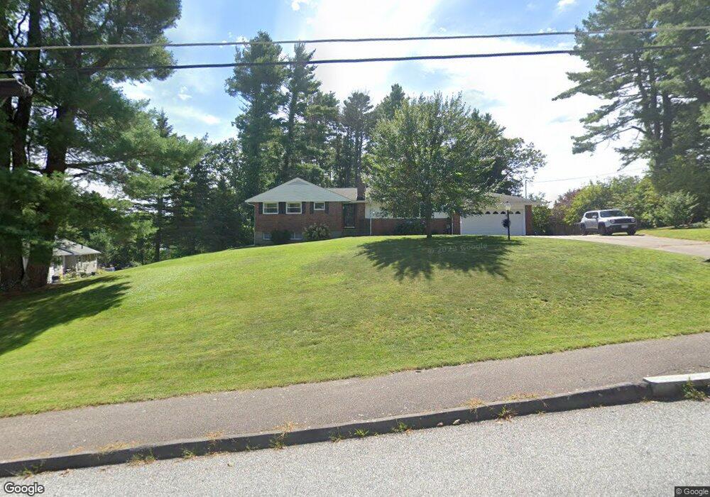 3 Hillcrest Rd, Medfield, MA 02052 - photo 1