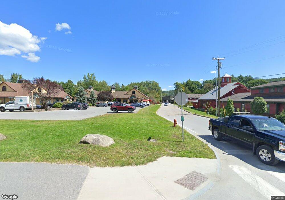 374 Mountain Rd unit 3,4,5, Stowe, VT 05672 - photo 1