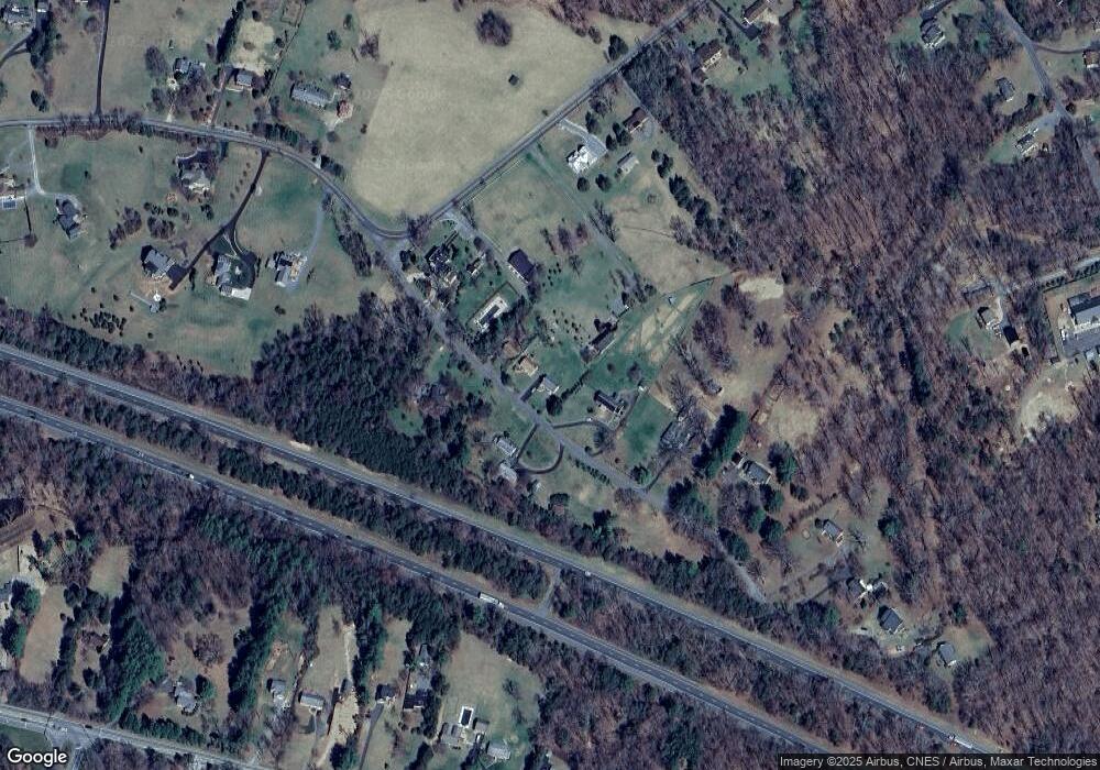 1091 E Keswick Dr, Keswick, VA 22947 - photo 1