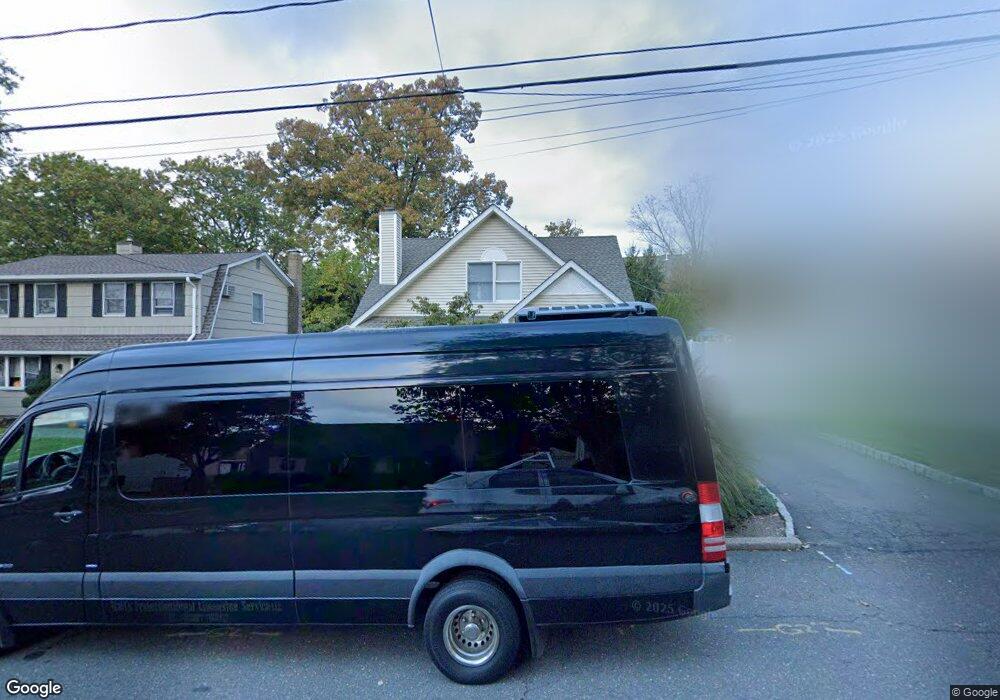 4 Richard Dr, Waldwick, NJ 07463 - photo 1