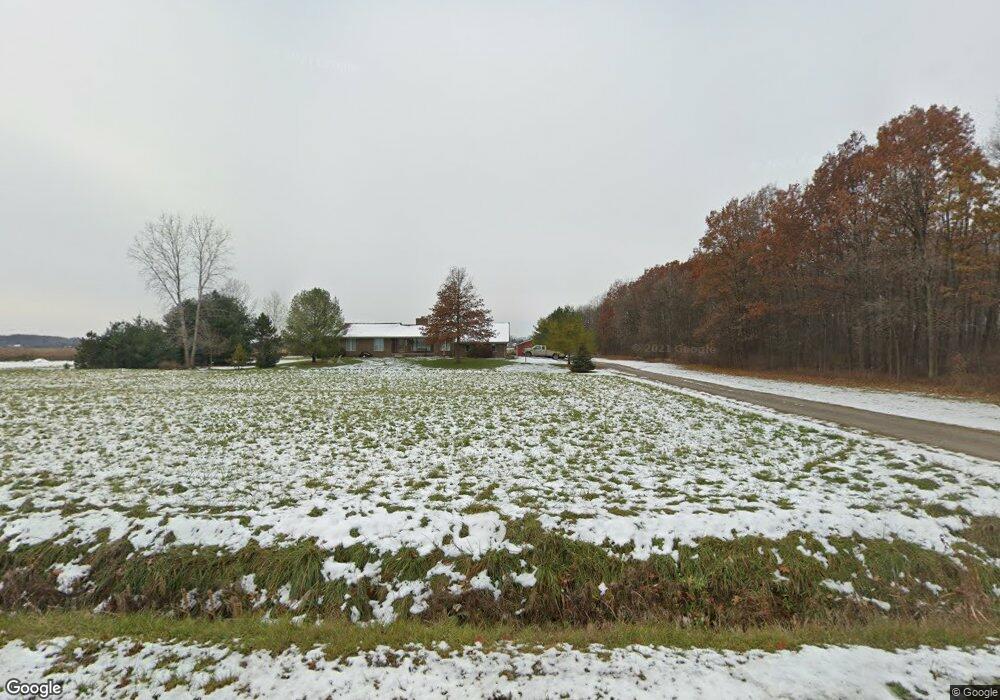 10439 Otter Rd, Carleton, MI 48117 - photo 1