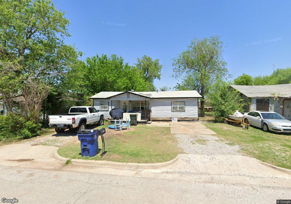 109 W Magnolia Ave, Duncan, OK 73533 - photo 1