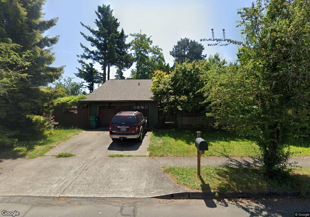 2038 NE 38th Dr, Gresham, OR 97030 - photo 1