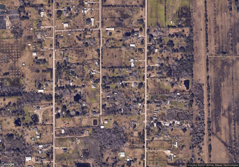 5104 Farmer Rd, Alvin, TX 77511 - photo 1