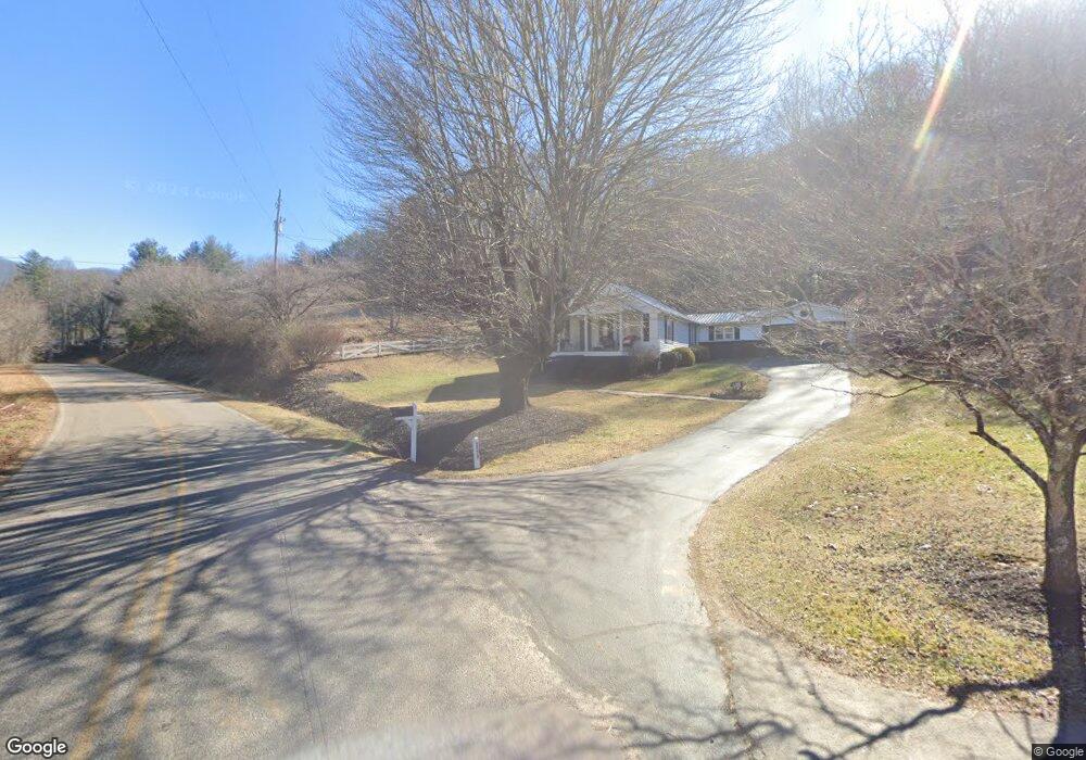 10 Bee Branch Dr, Franklin, NC 28734 - photo 1