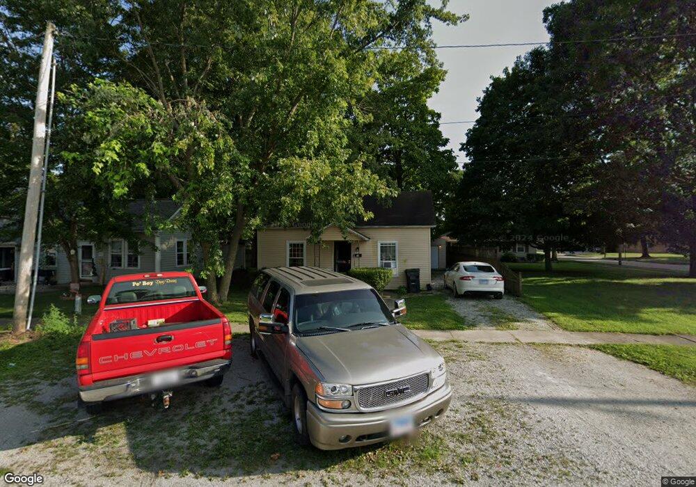 403 E Buckner St, Tuscola, IL 61953 - photo 1