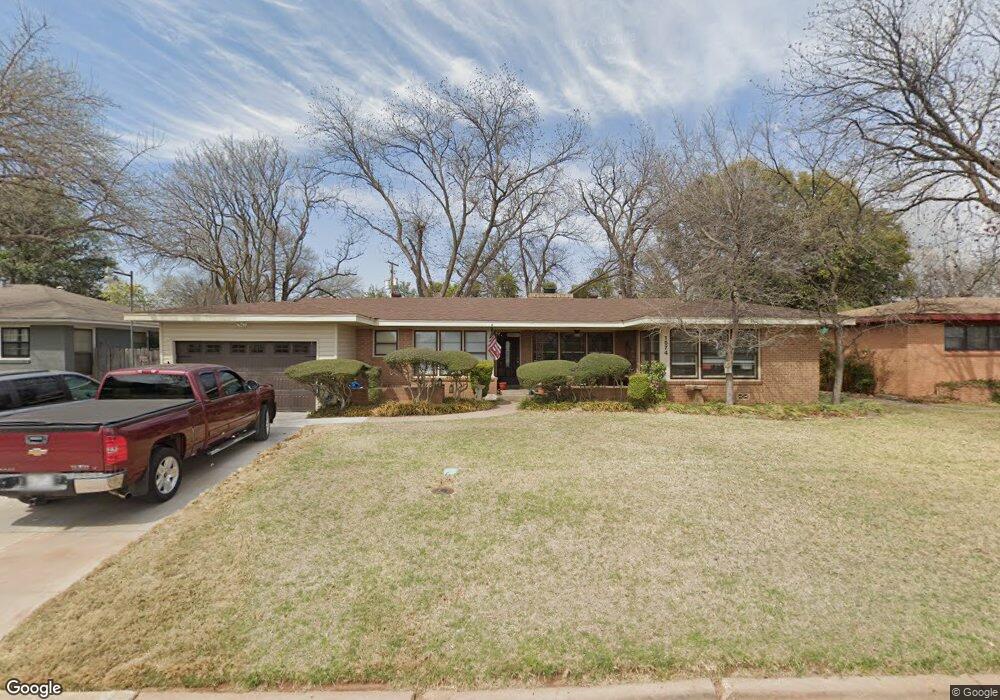 1574 Carol Ln, Wichita Falls, TX 76302 - photo 1