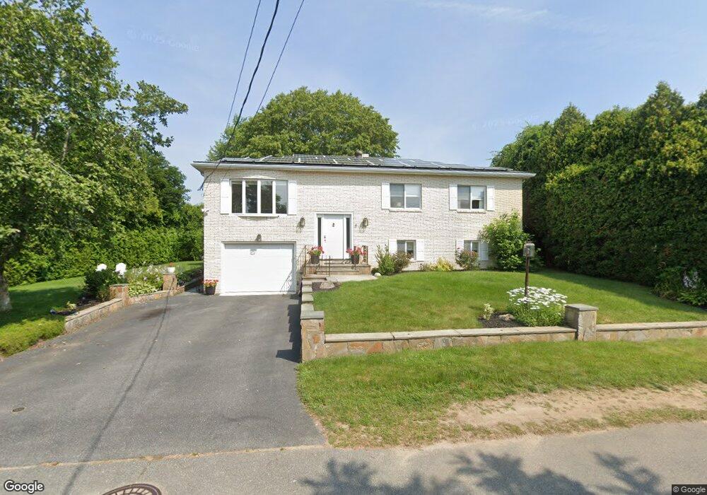 8 Bessie St, North Dartmouth, MA 02747 - photo 1
