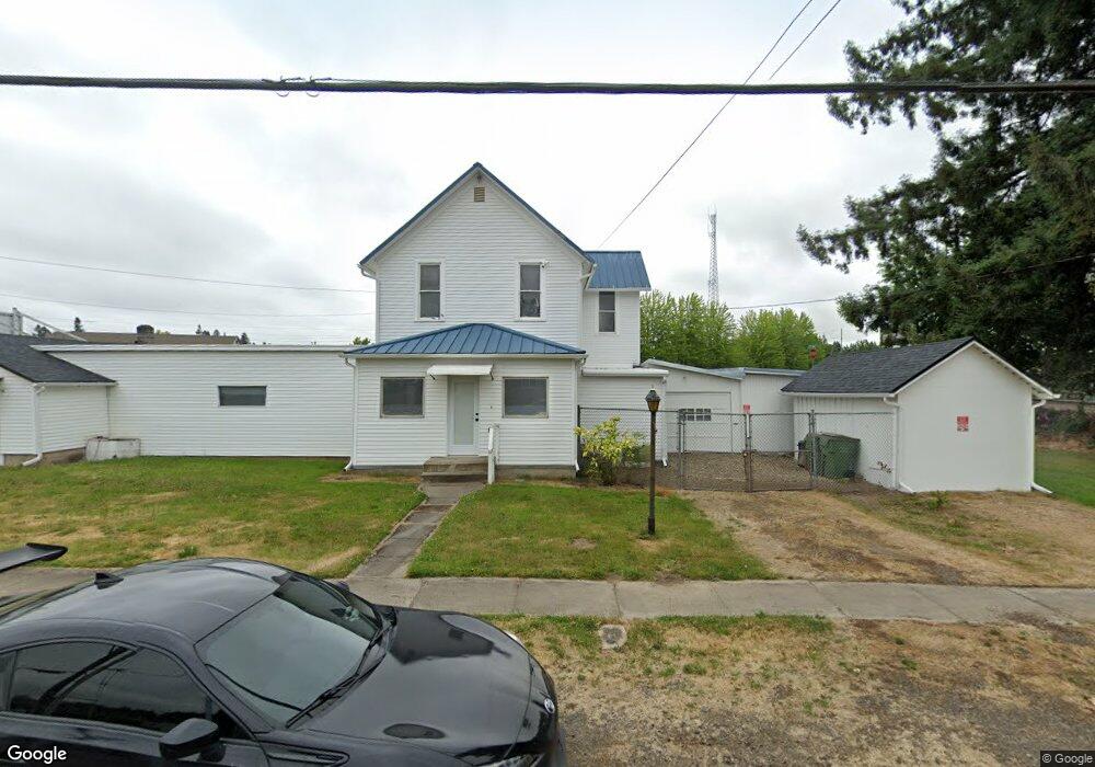 604 W 1st St, Newberg, OR 97132 - photo 1