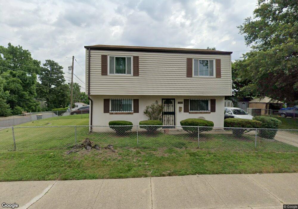 605 Hedgeleaf Ave, Capitol Heights, MD 20743 - photo 1