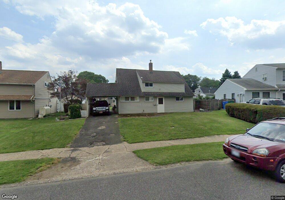 11 Gooseneck Rd, Levittown, PA 19057 - photo 1