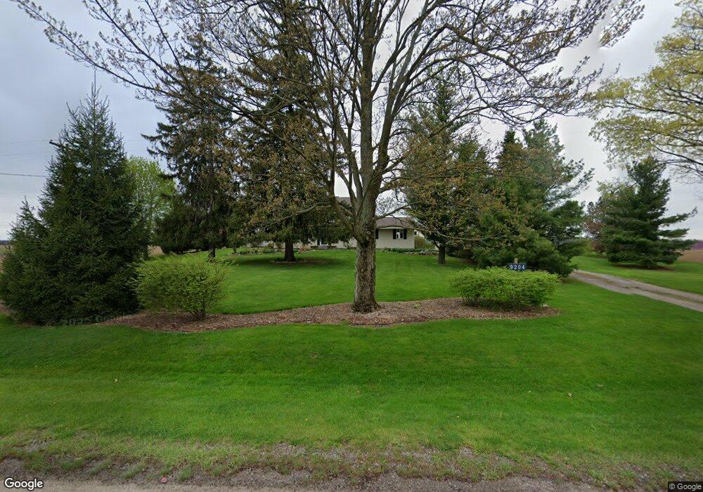 9204 van Vleet Rd, Gaines, MI 48436 - photo 1