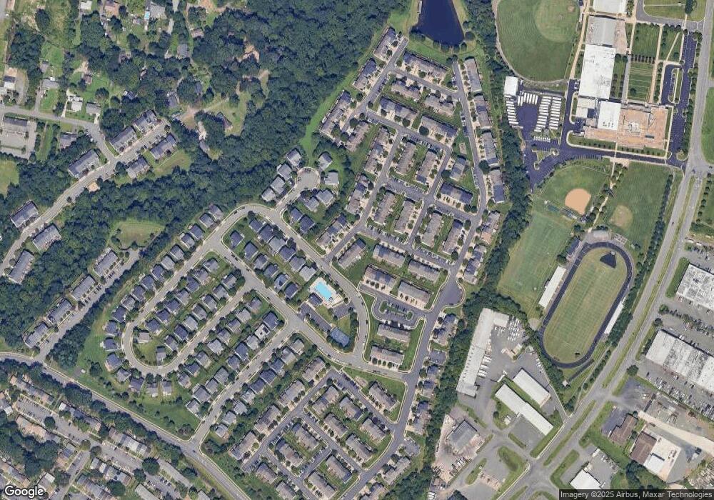 8185 Cobble Pond Way, Manassas, VA 20111 - photo 1