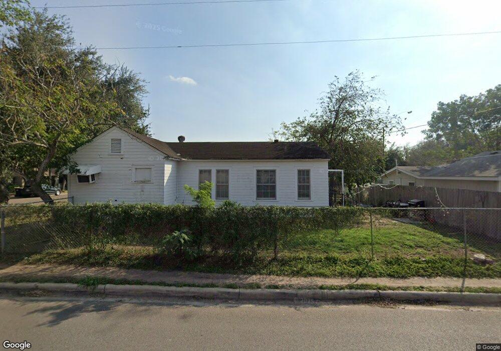 124 E 8th St, Weslaco, TX 78596 - photo 1