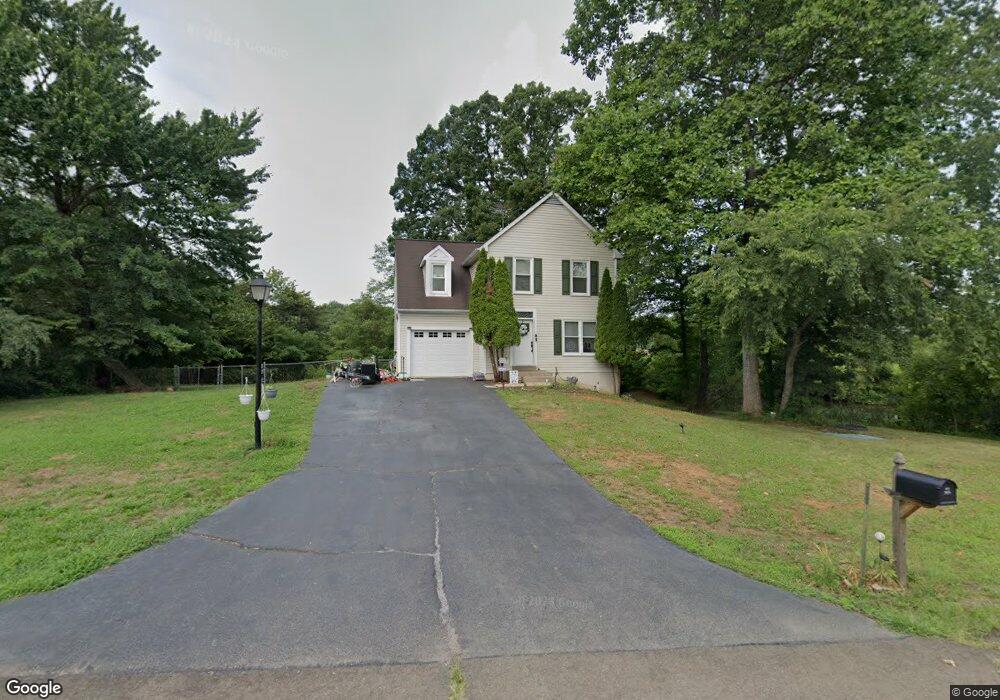 6988 Meaghan Ln, Warrenton, VA 20187 - photo 1