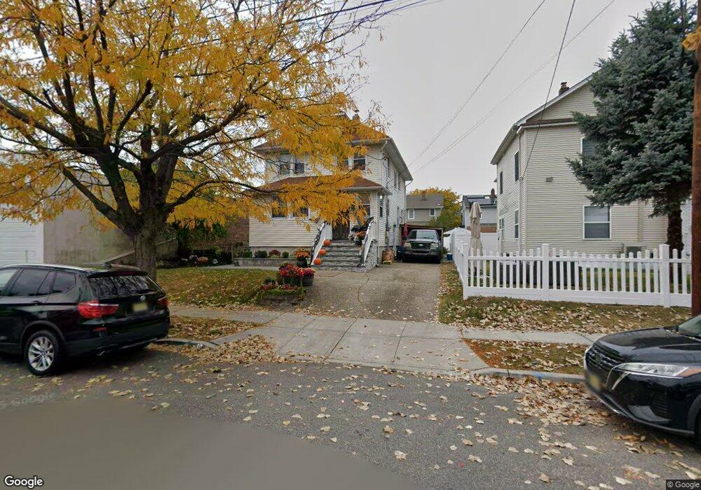 18 Chestnut St, Rutherford, NJ 07070 - photo 1