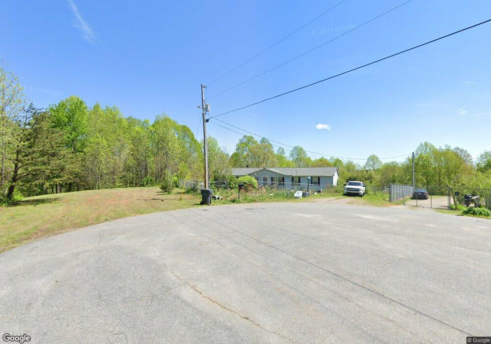 150 Mountain Crest Dr, Statesville, NC 28625 - photo 1