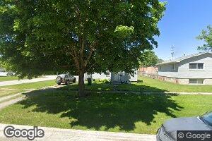 720 1st St SW, Clarion, IA 50525