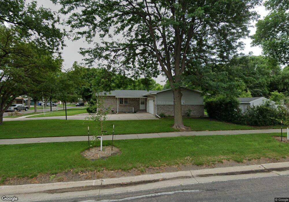244 30th Ave N, Fargo, ND 58102 - photo 1