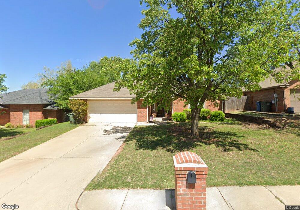 1003 Castle Rd, Edmond, OK 73034 - photo 1