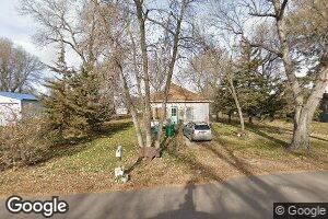 304 W 9th St, Woonsocket, SD 57385