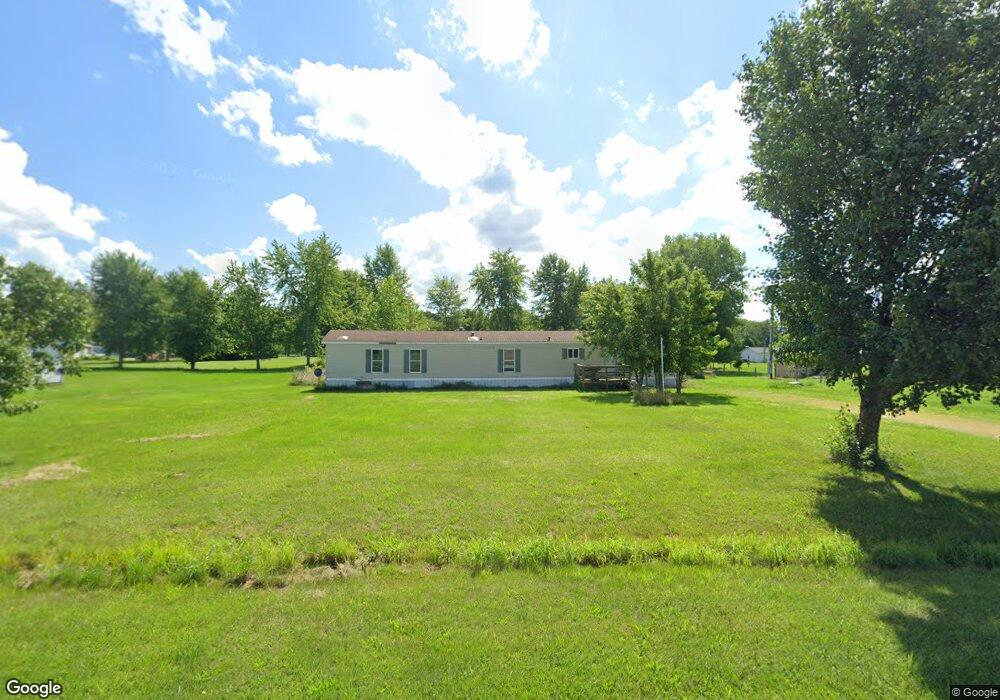 14128 N John Birch Ln, Effingham, IL 62401 - photo 1