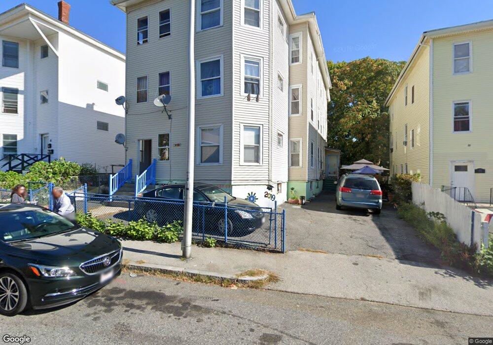 13 1/2 Hancock St, Worcester, MA 01610 - photo 1