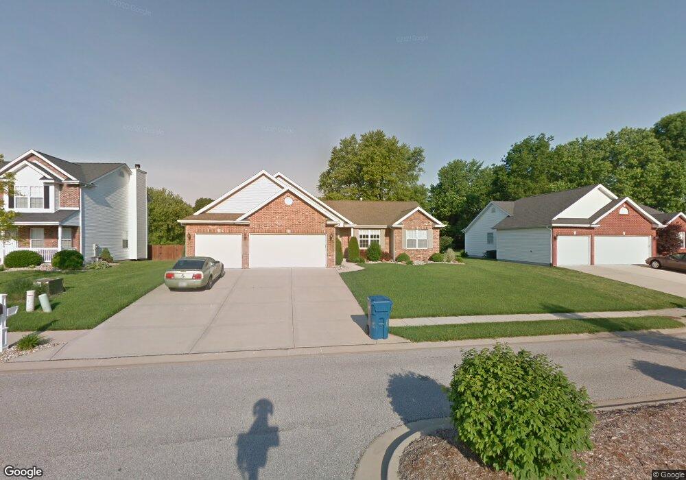 2609 Iron Horse Dr, Maryville, IL 62062 - photo 1