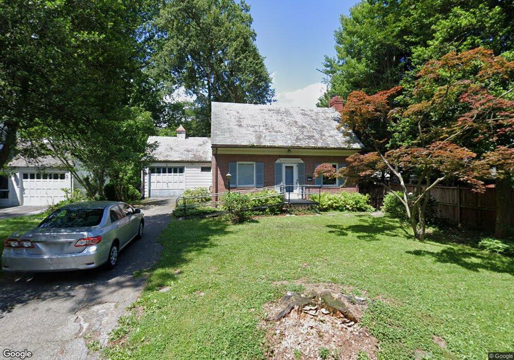 3503 Inverness Dr, Chevy Chase, MD 20815 - photo 1