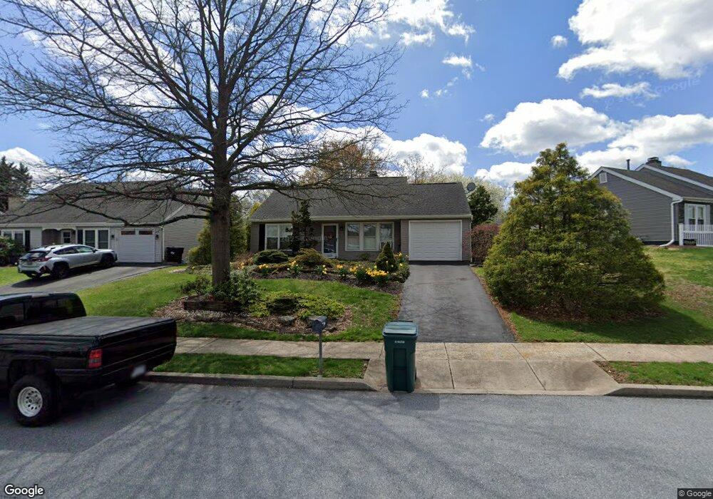 1009 Rill Rd, Reading, PA 19606 - photo 1