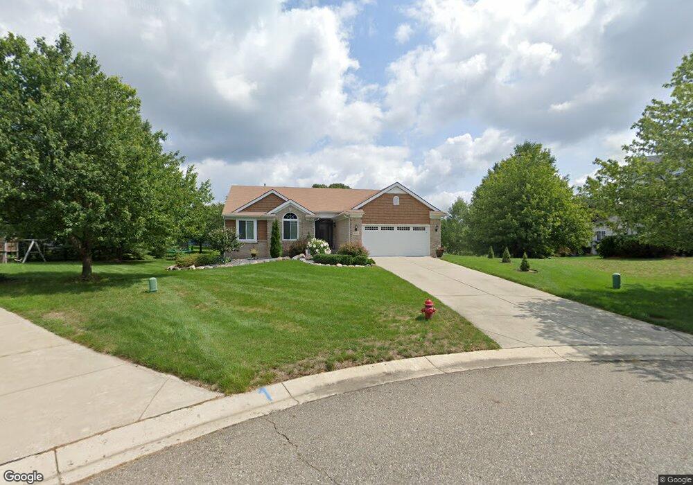 1877 Glenhaven Ct, West Bloomfield, MI 48324 - photo 1