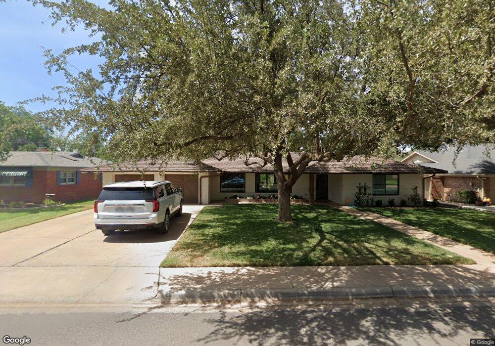 910 Country Club Dr, Midland, TX 79701 - photo 1