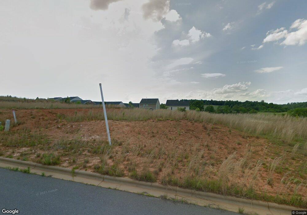 106 Fleming Dr, Statesville, NC 28677 - photo 1