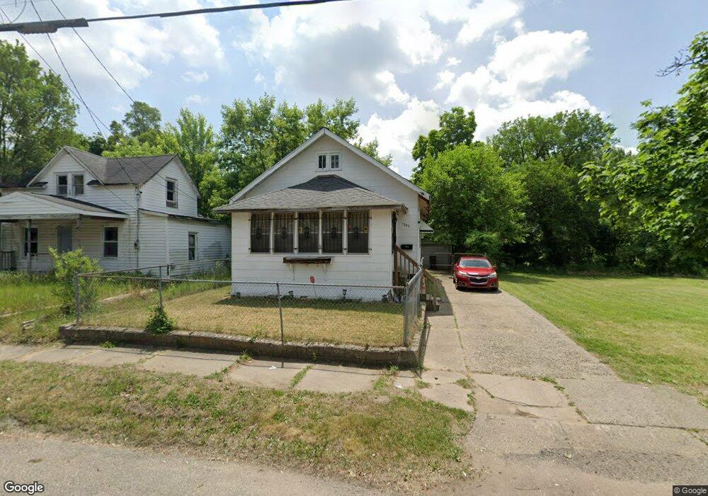 1802 Delaware Ave, Flint, MI 48506 - photo 1