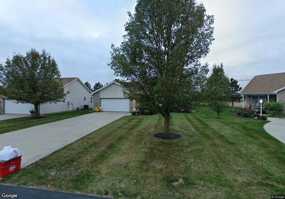 1523 Madison Place unit 16, Wapakoneta, OH 45895 - photo 1