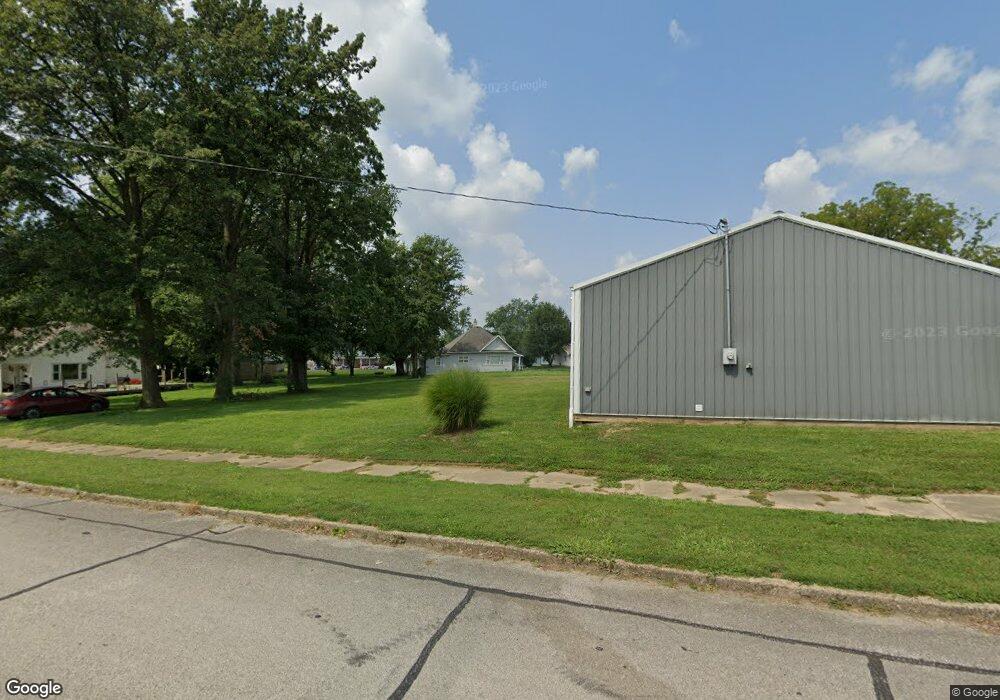 717 W 3rd St, Bicknell, IN 47512 - photo 1