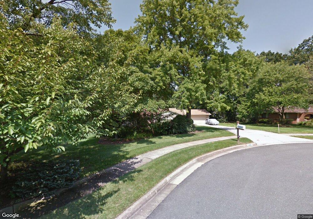 2432 Brussels Ct, Reston, VA 20191 - photo 1