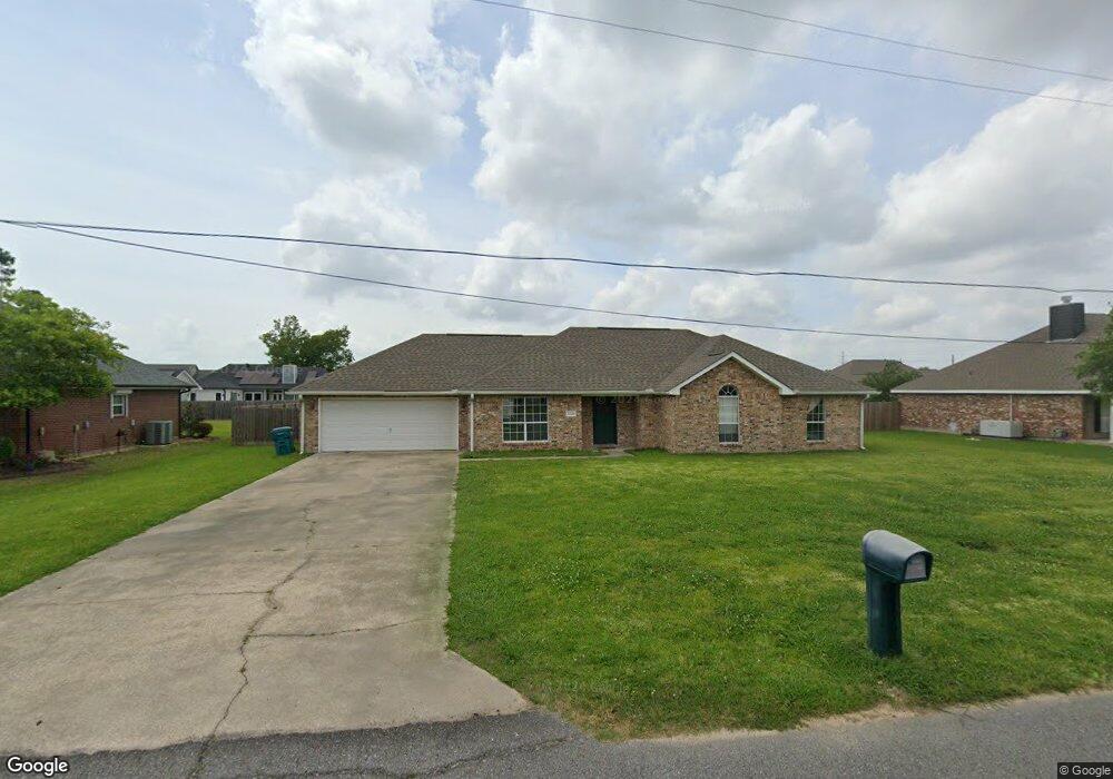 5726 Spruce St, Lake Charles, LA 70605 - photo 1