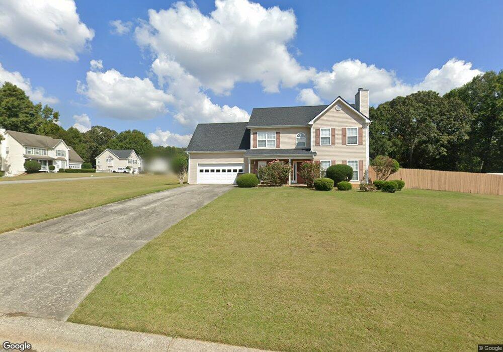 1572 Wyntercreek Ct, Hoschton, GA 30548 - photo 1