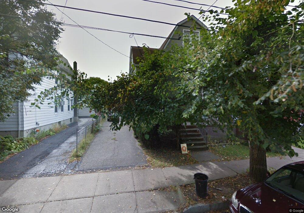 40 Lawrence St, Wilkes Barre, PA 18702 - photo 1