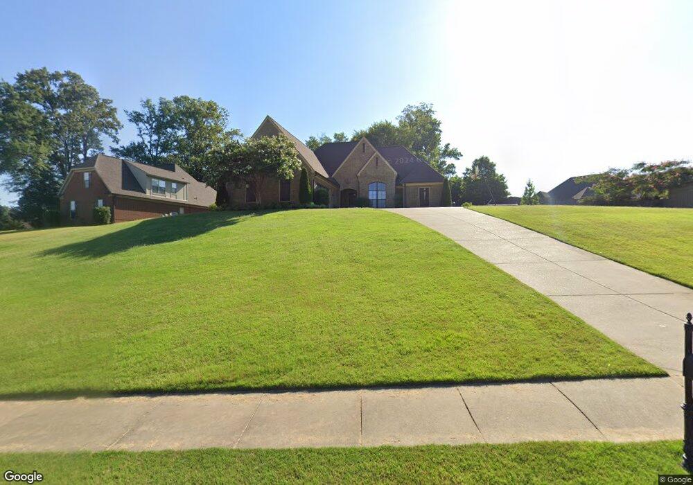 688 Ridge View Dr, Hernando, MS 38632 - photo 1