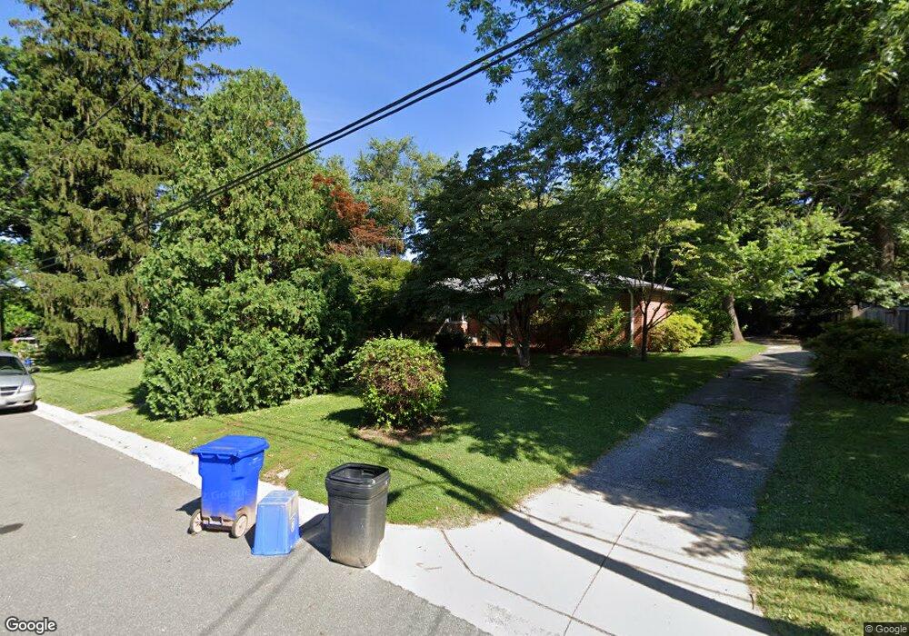 2425 Homestead Dr, Silver Spring, MD 20902 - photo 1