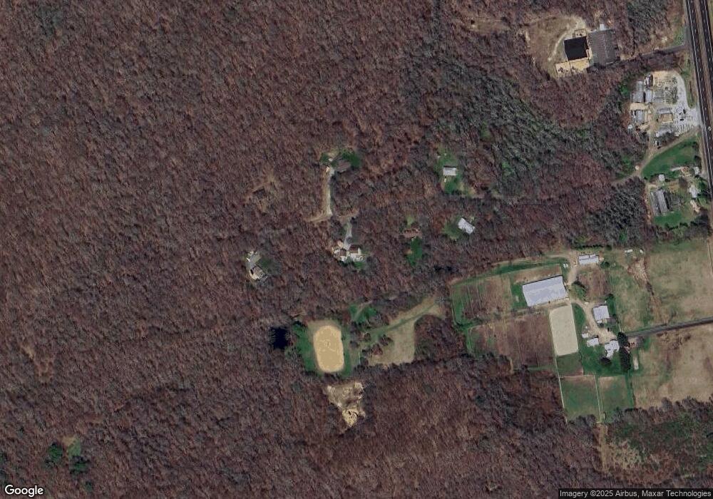 148 Winsome Dr, Saunderstown, RI 02874 - photo 1