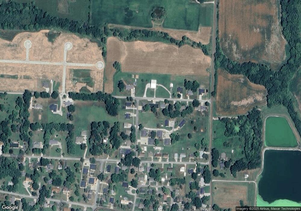 202 E Francis St, Sturgeon, MO 65284 - photo 1