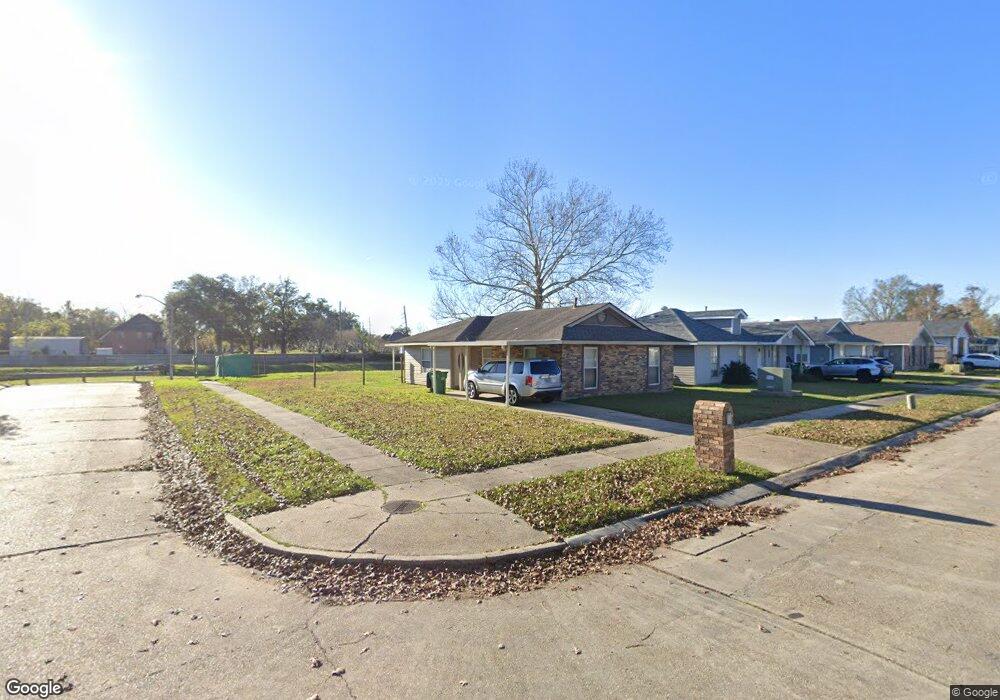 4436 Bayou Des Familles Dr, Marrero, LA 70072 - photo 1