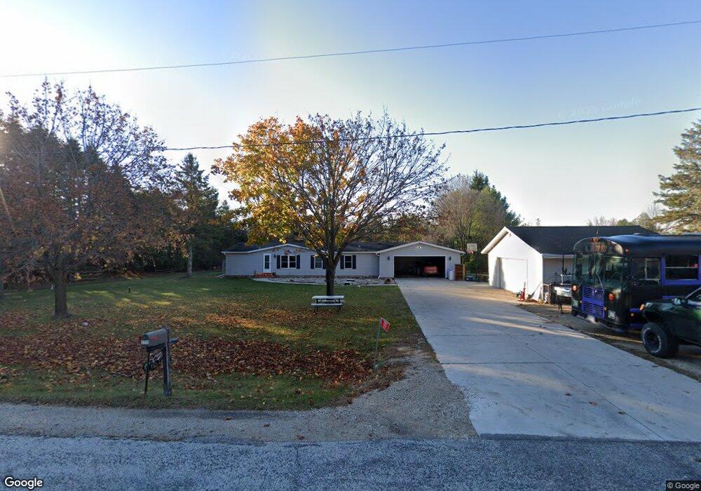 1711 Daisy Ln, Two Rivers, WI 54241 - photo 1