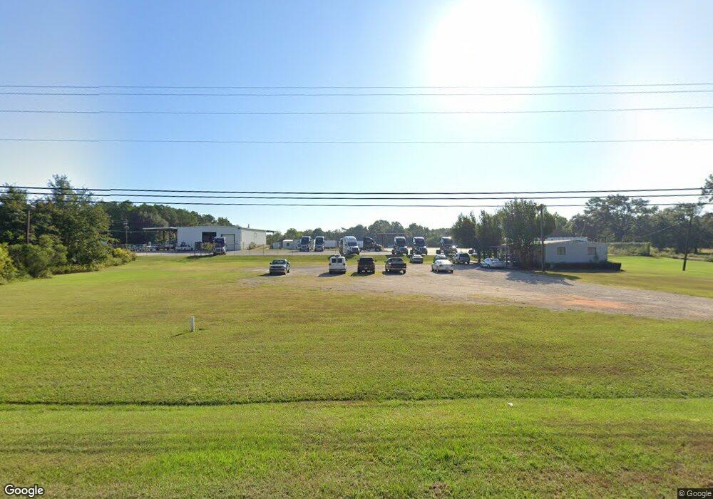 701 Mccollum Ln, Albany, GA 31705 - photo 1