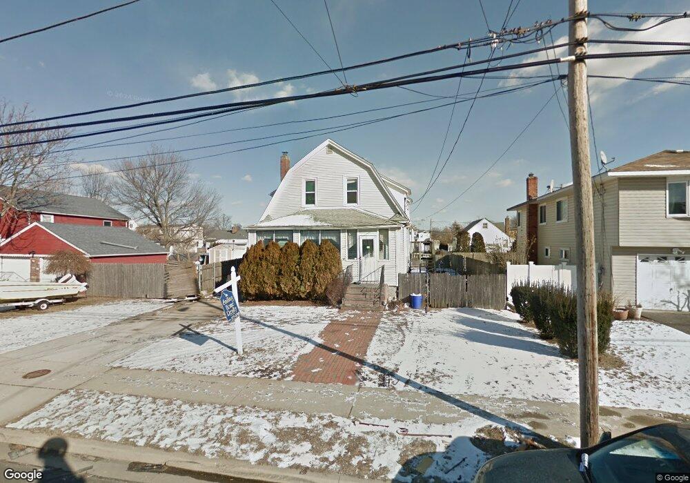 161 S Bay Ave, Freeport, NY 11520 - photo 1