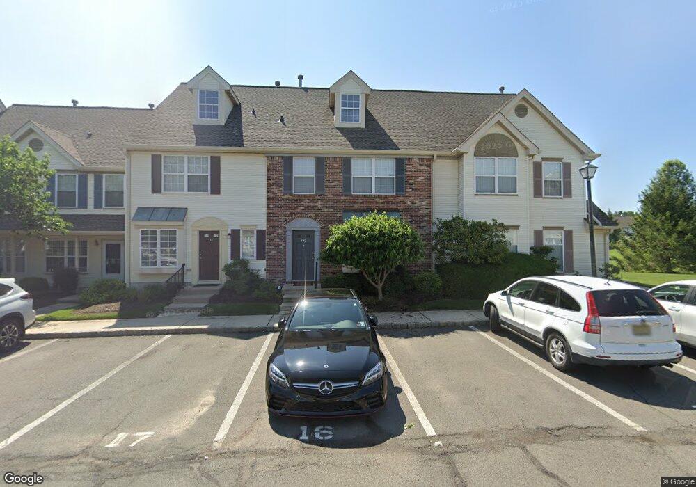 32 Keith Ct, Kendall Park, NJ 08824 - photo 1